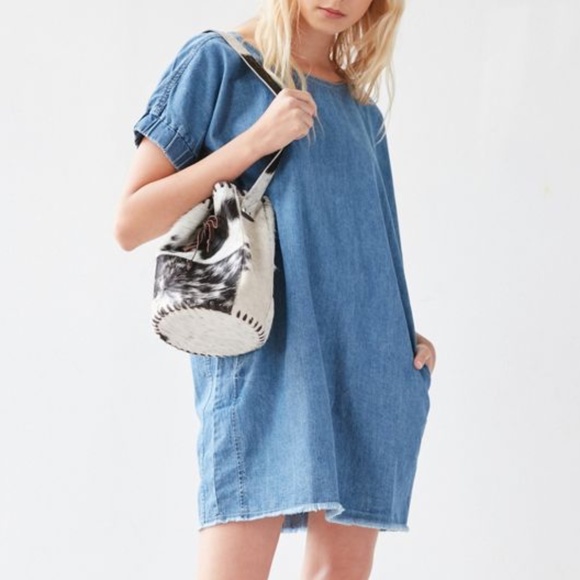 BDG Dresses & Skirts - Urban Outfitters BDG Denim Shift Dress - Size XS